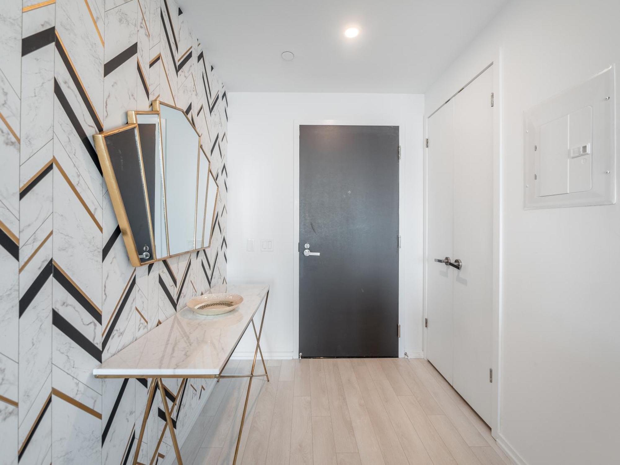 Designer 1br With Cn Tower, Skyline View Apartment Toronto