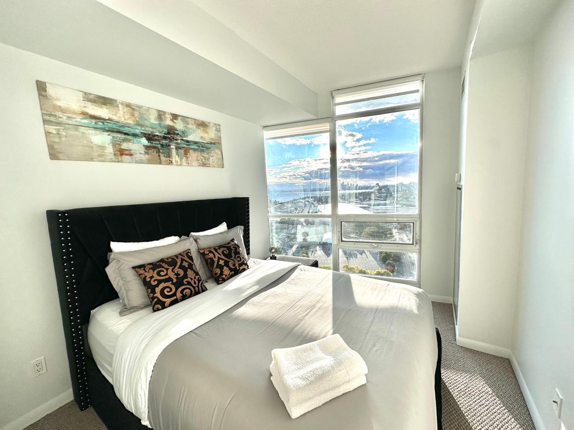 Downtown Apartment *