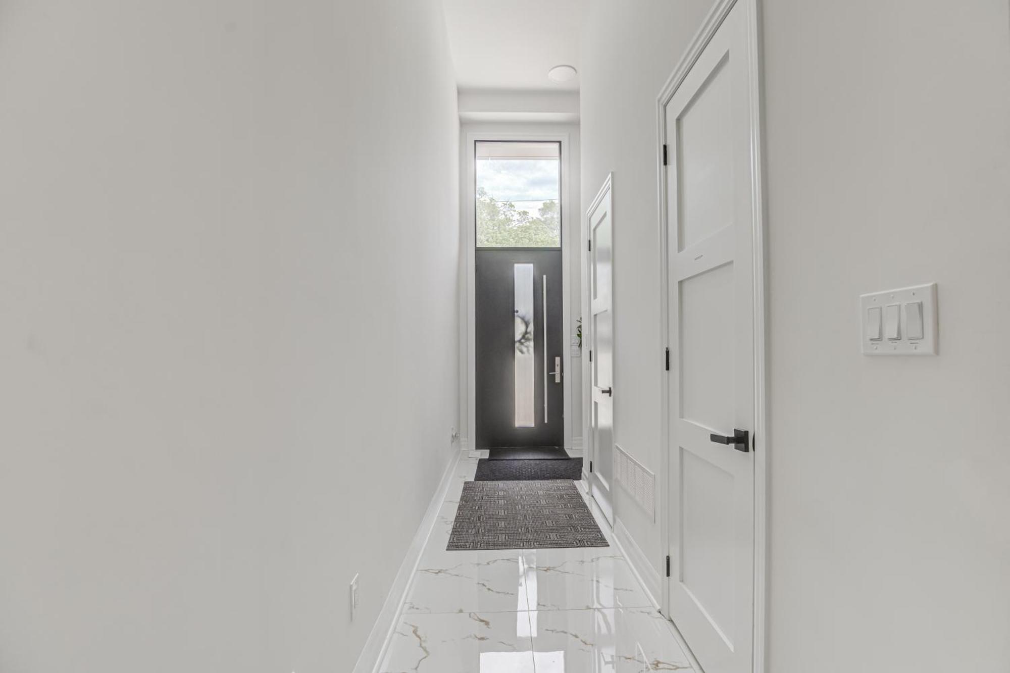 New Build 4 Bedroom-beach Vibes In The City Apartment Toronto