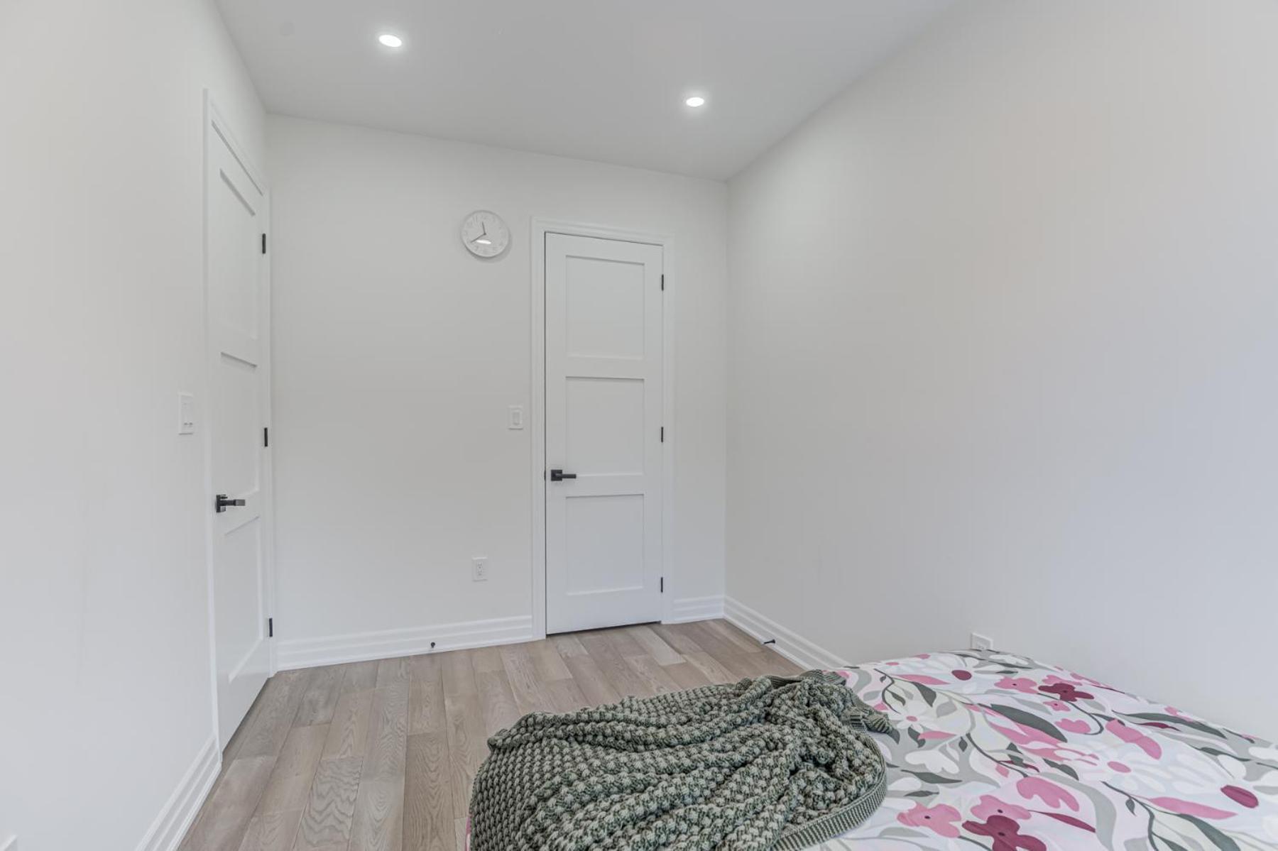 New Build 4 Bedroom-beach Vibes In The City Apartment Toronto