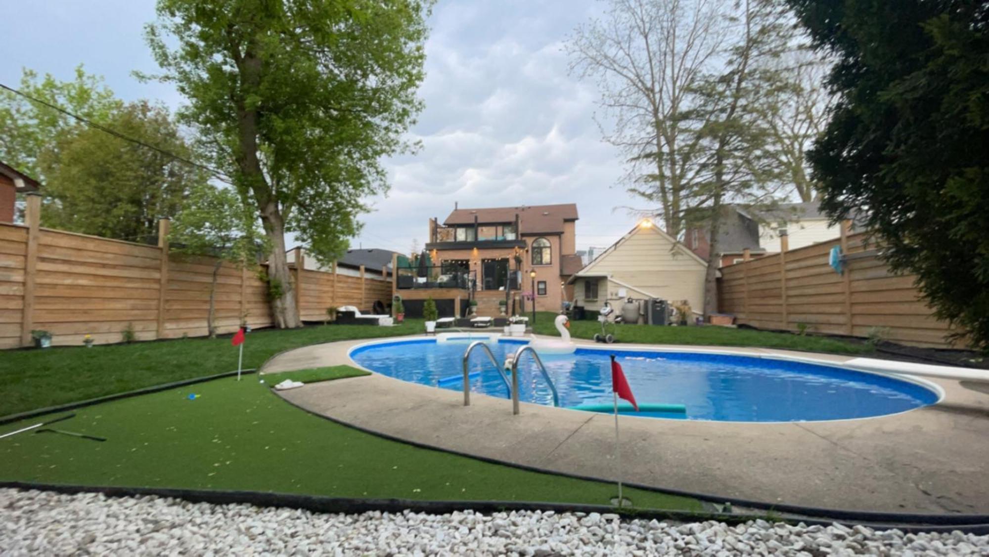 Luxury 2bedroom Unit In The With A Heated Salt Water Pool Apartment *