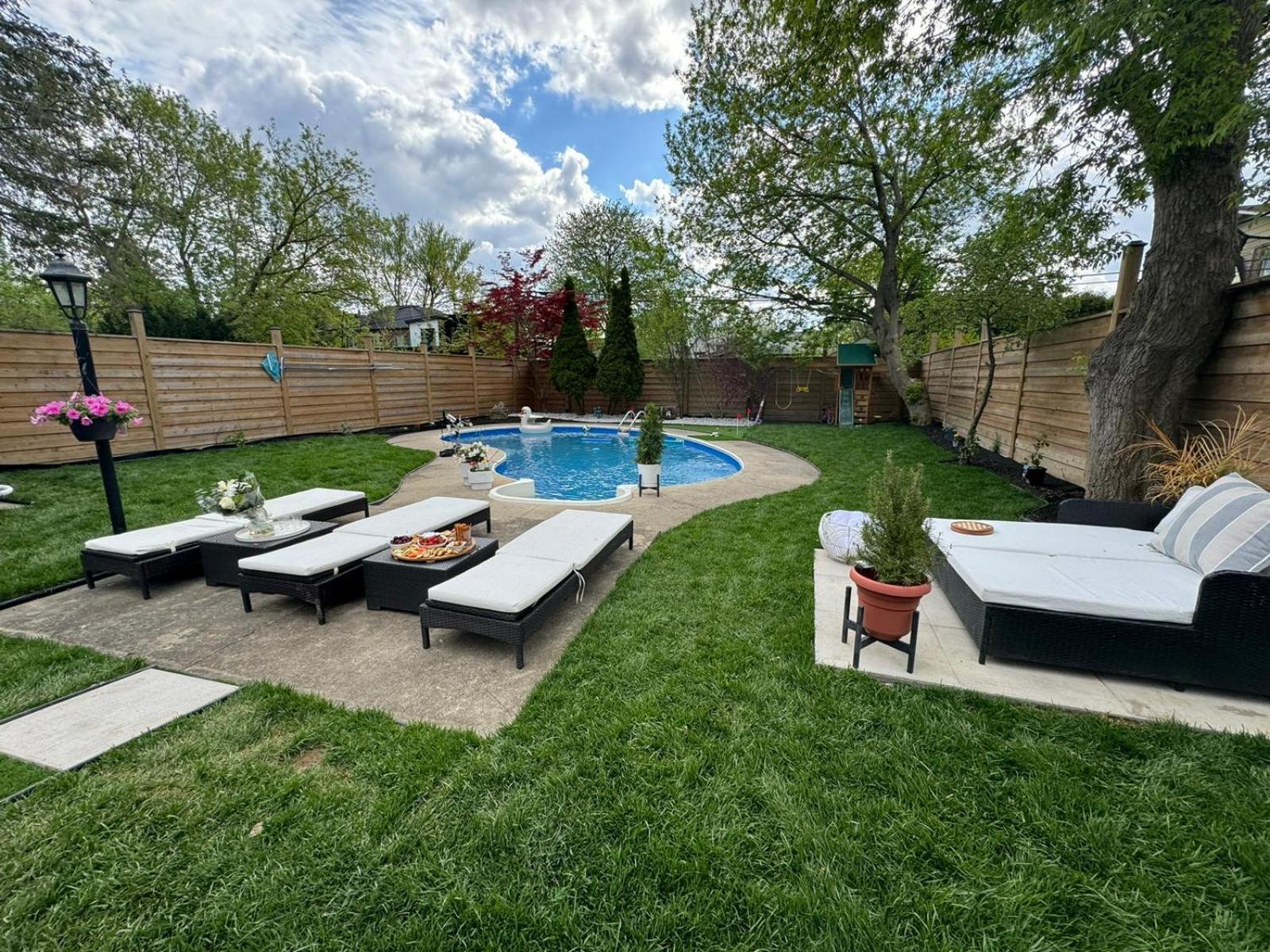 Luxury 2bedroom Unit In The With A Heated Salt Water Pool *