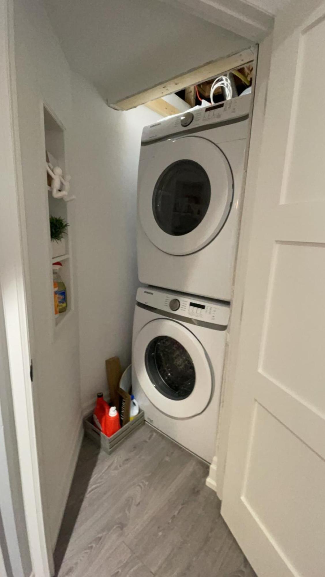 Apartment Luxury 2bedroom Unit In The With A Heated Salt Water Pool