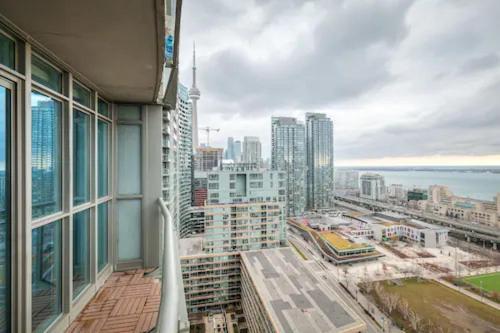 Modern Stylish - 5 Min From Cn Tower