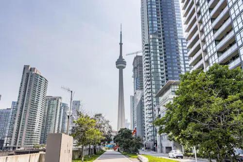 Holiday home Modern Stylish - 5 Min From Cn Tower Toronto