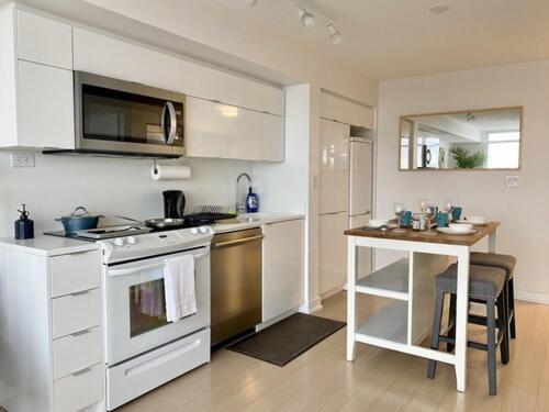 Modern Stylish - 5 Min From Cn Tower *