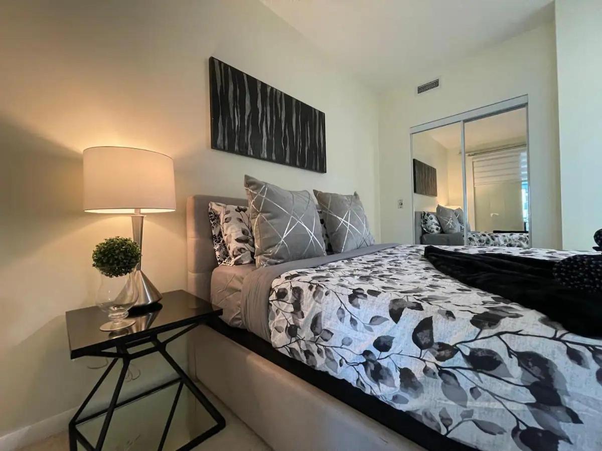 Modern Stylish - 5 Min From Cn Tower