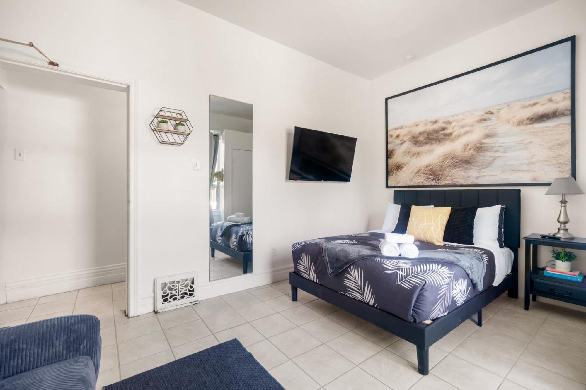 Bedroom In Corso Italia Neighborhood * Toronto