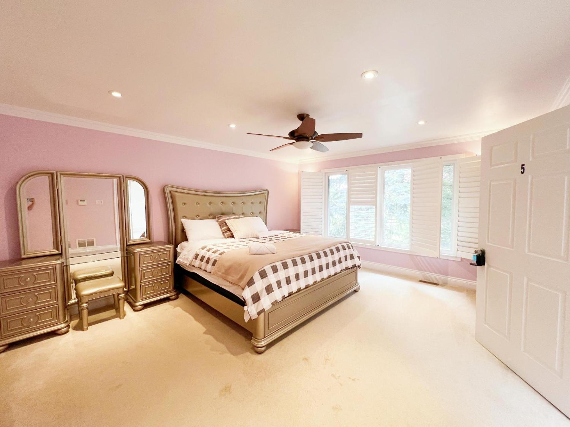 Vihome Bed & Breakfast