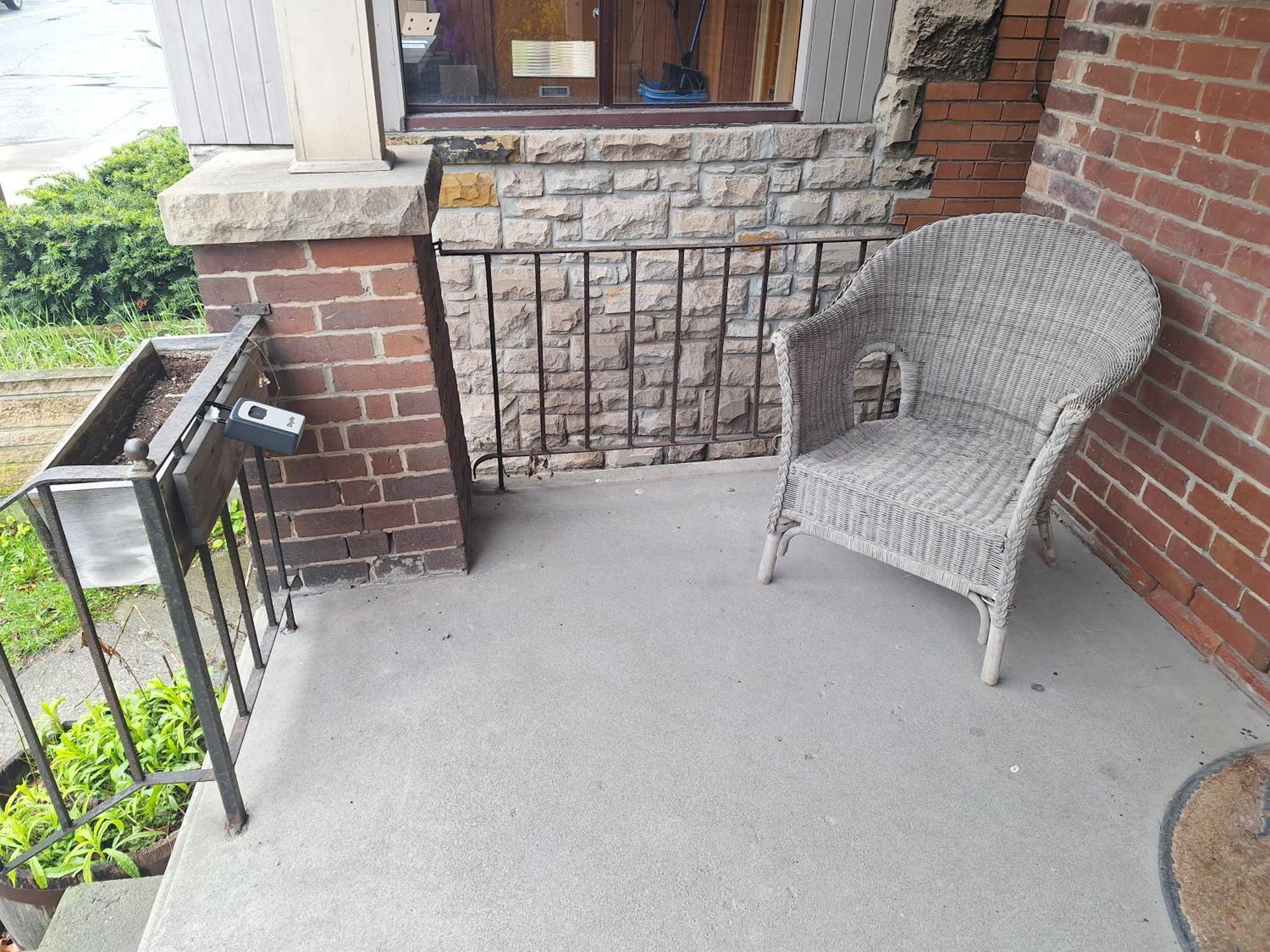Homestay Spacious Next To Subway Line 1 Midtown
