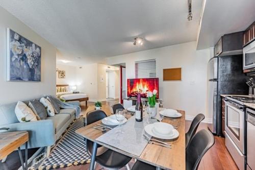 Fort York Apartment