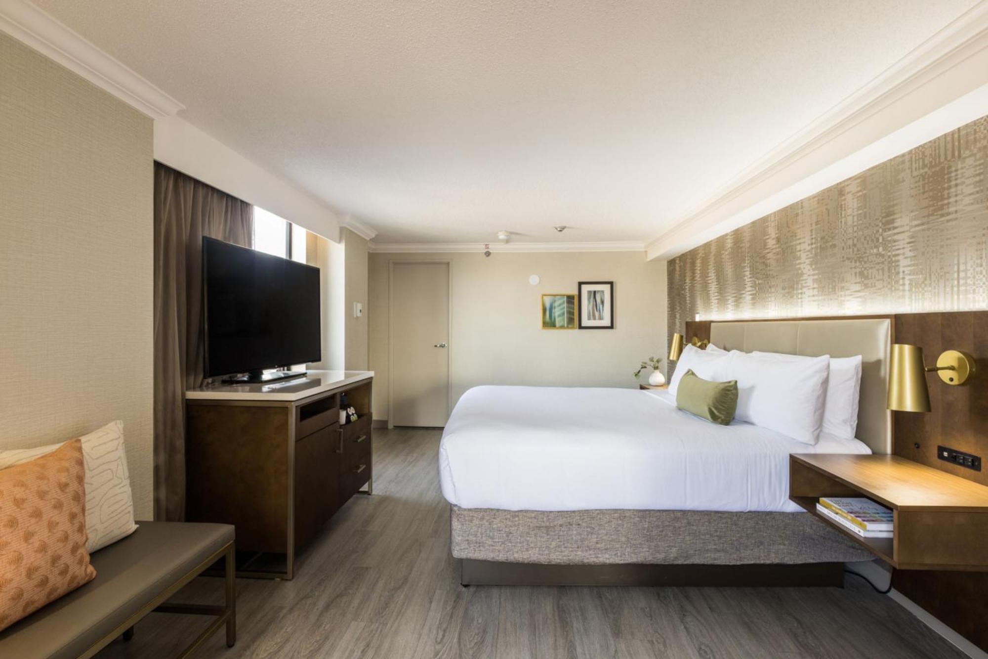 Hotel Crowne Plaza Airport By Ihg Toronto