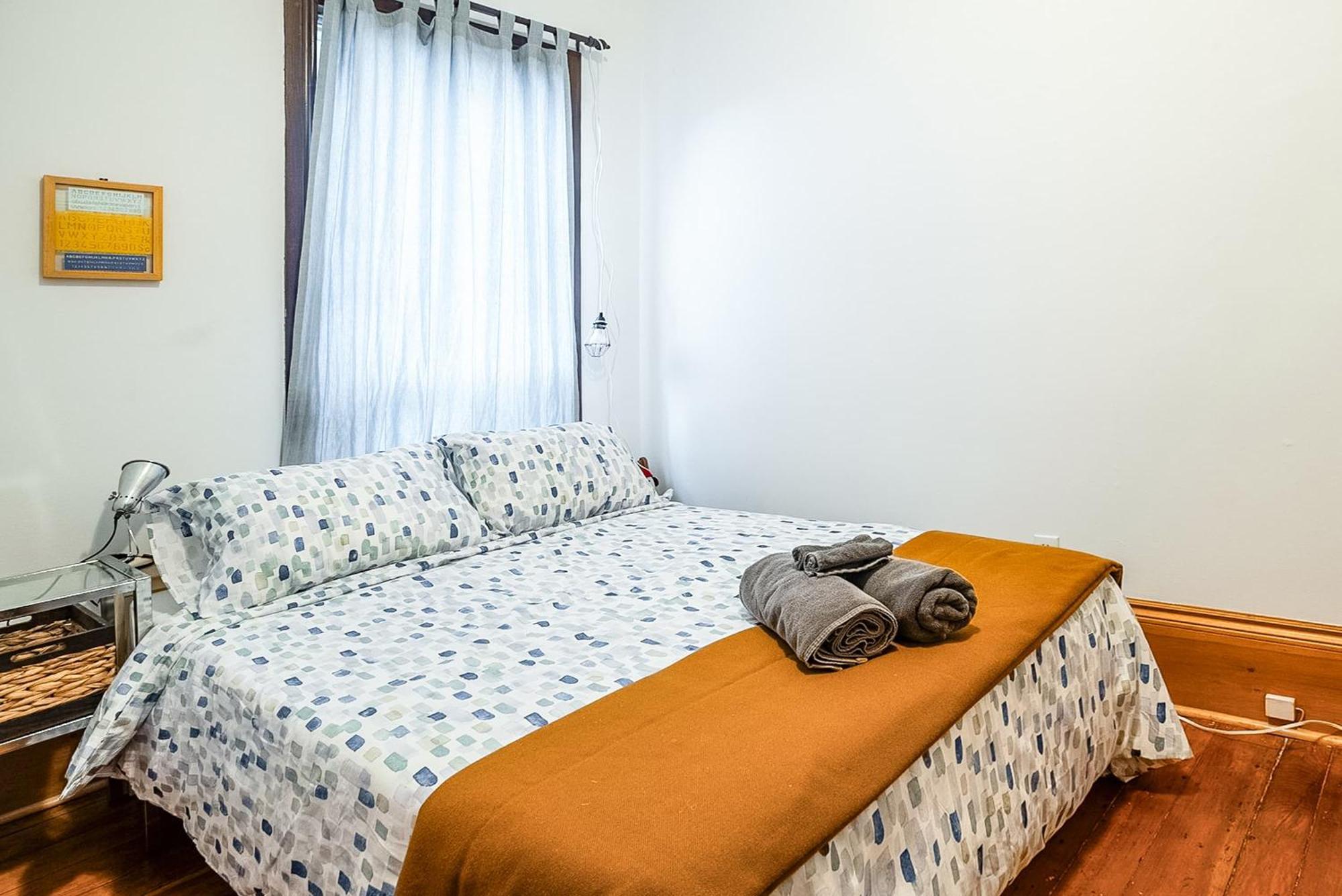 Modern Townhome 3br-double Bed Near Christie Pits Park *
