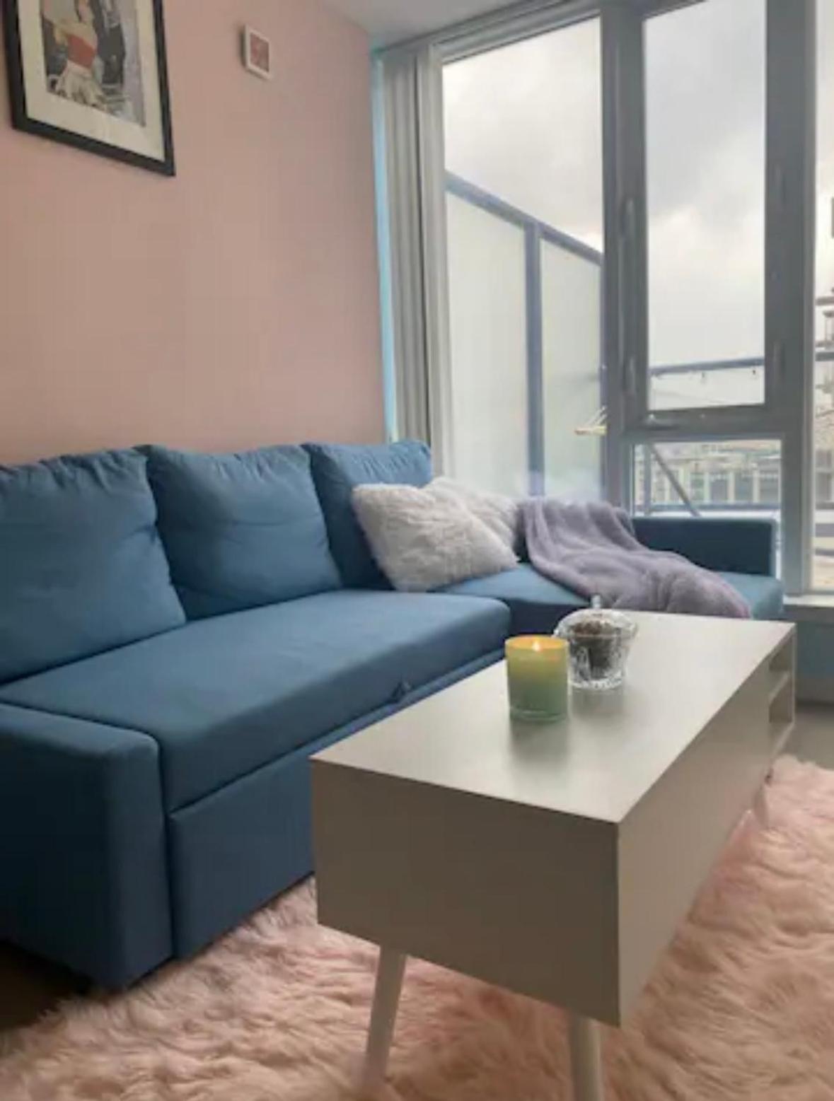 Apartment Bright 1br W Large Terrace - Entertainment District *