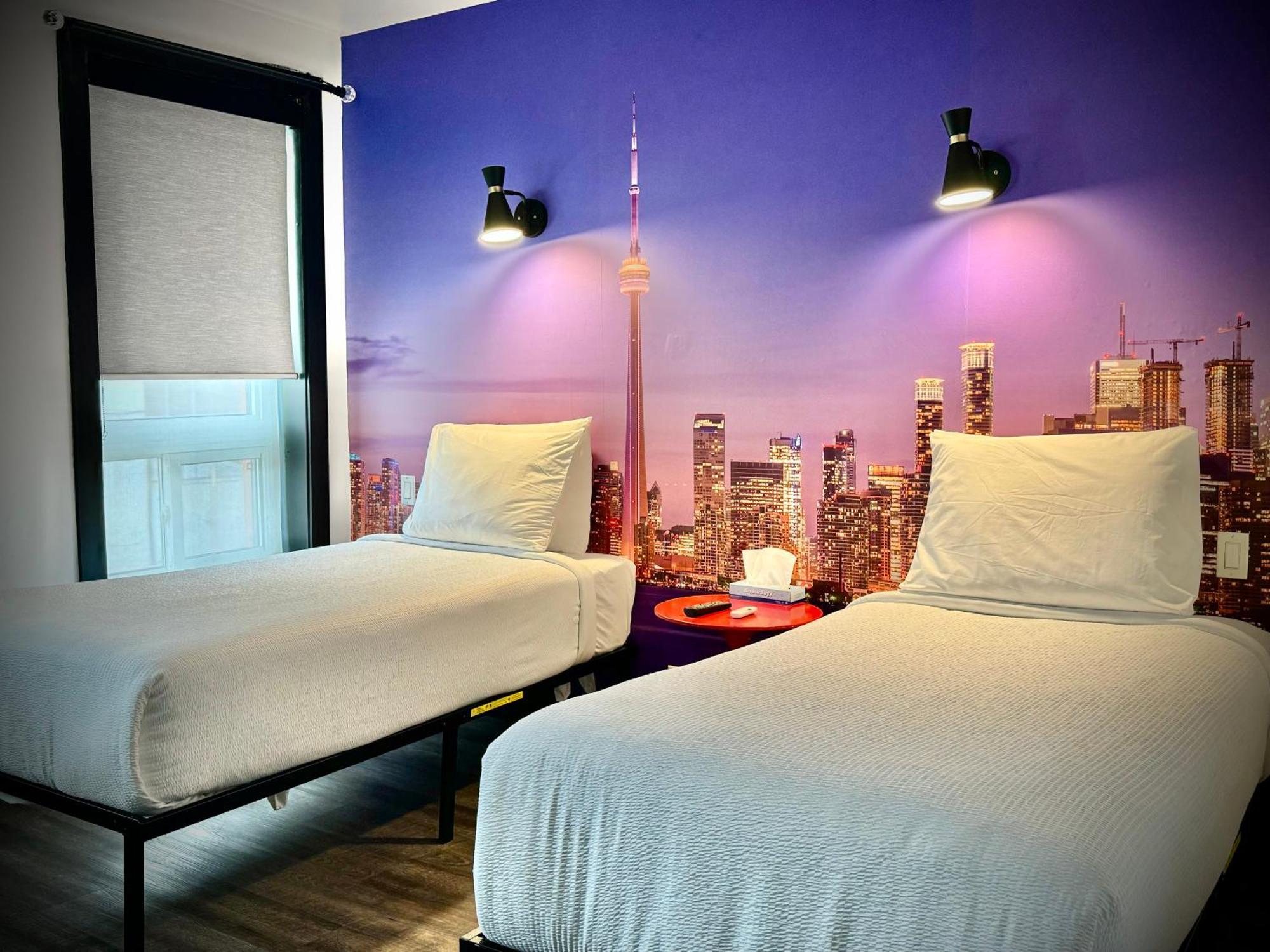 Royal Oak 2* Toronto