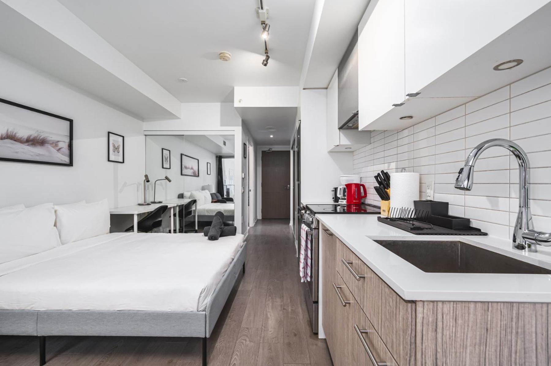 Garden Apartment *