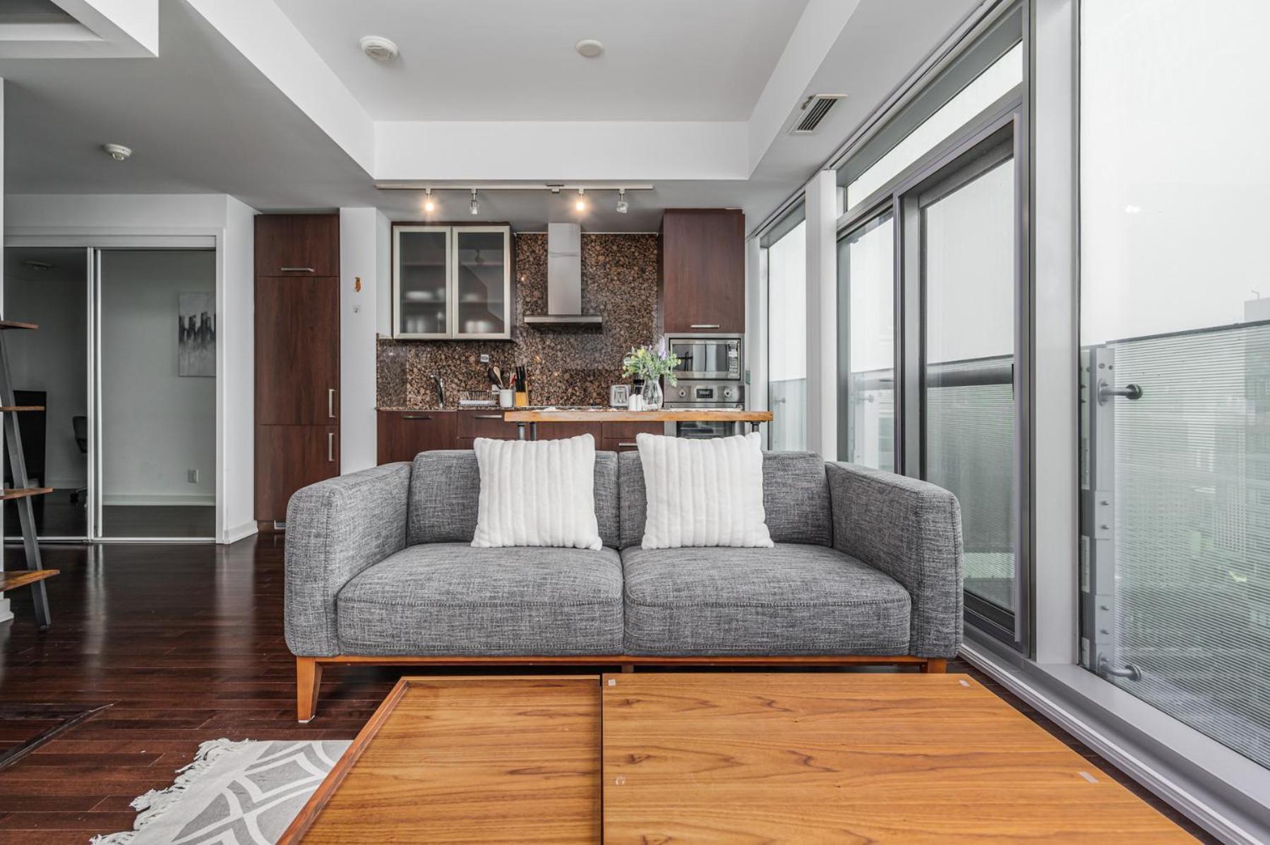 Apartment Downtown 1 *