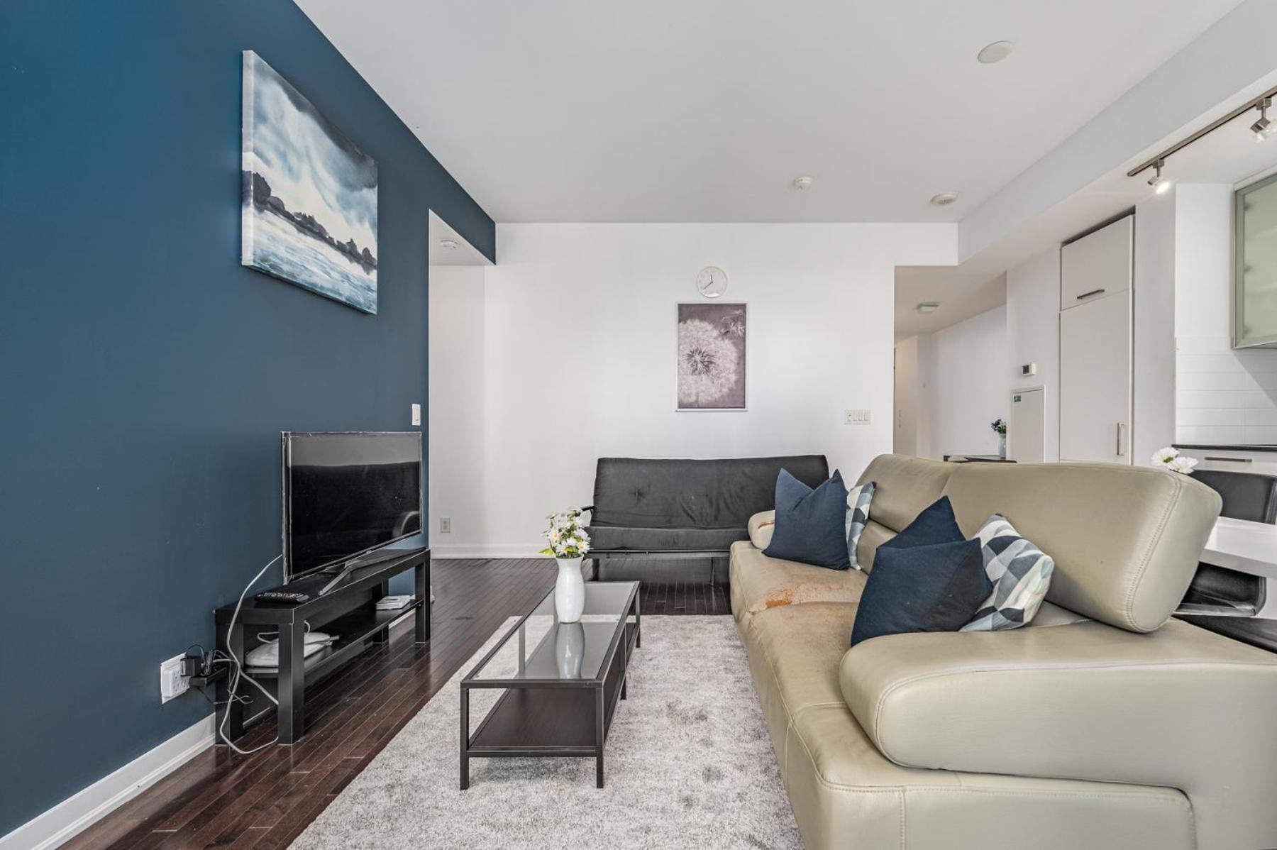 Apartment Downtown 1 *