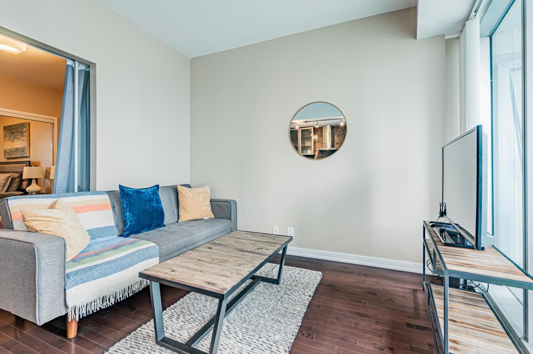 York Apartment *