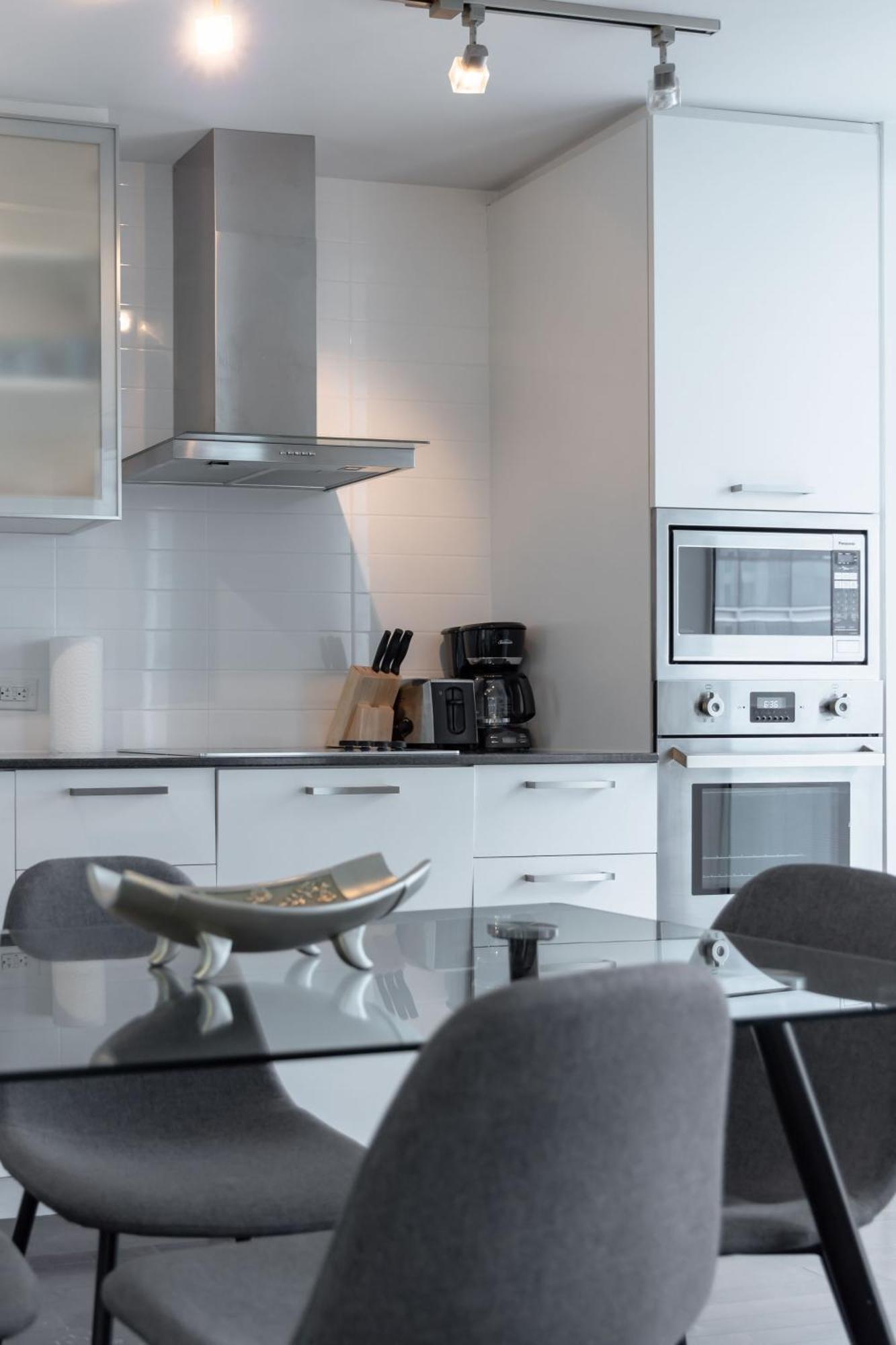 York Apartment *
