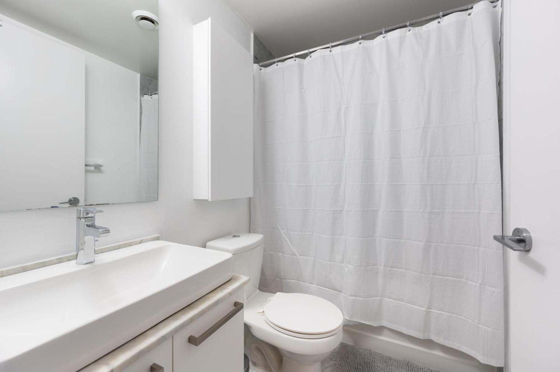 York Apartment *