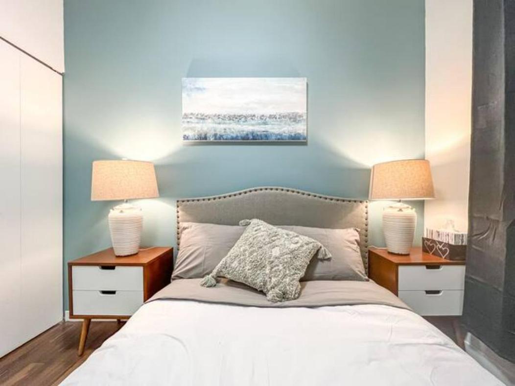 York Apartment *