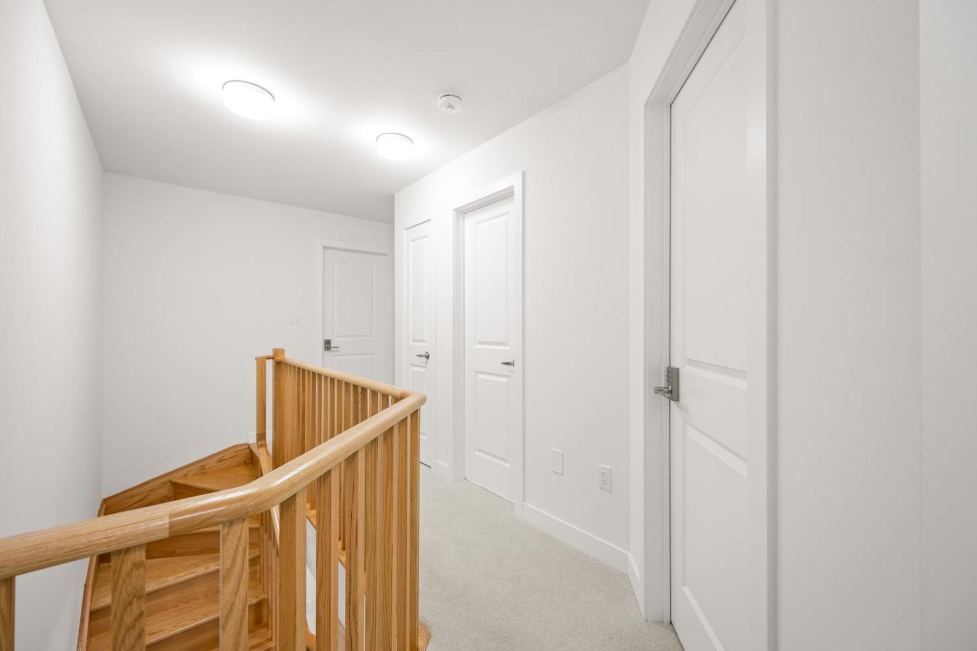 Pine Brandnew Private With Shared Bathroom In On Canada Guest house