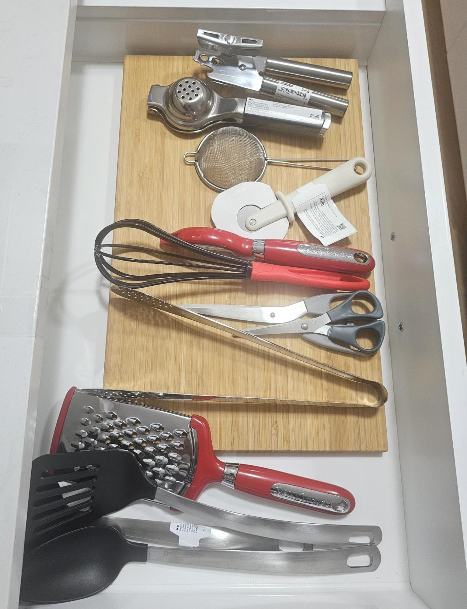 Pine Brandnew Private With Shared Bathroom In On Canada Toronto