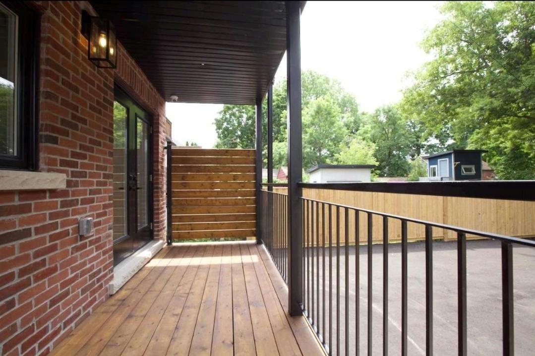 Urban 2-bed In The Beaches Apartment Toronto