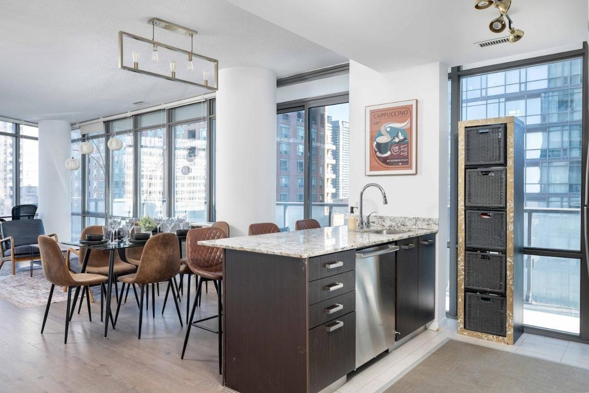 Apartment Large 2br On Bay Street 4 Beds With Balcony