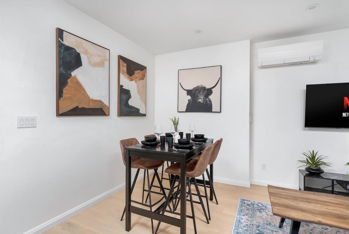 Hidden Gem - 3 Bedroom Steps To Little Italy And Uoft *