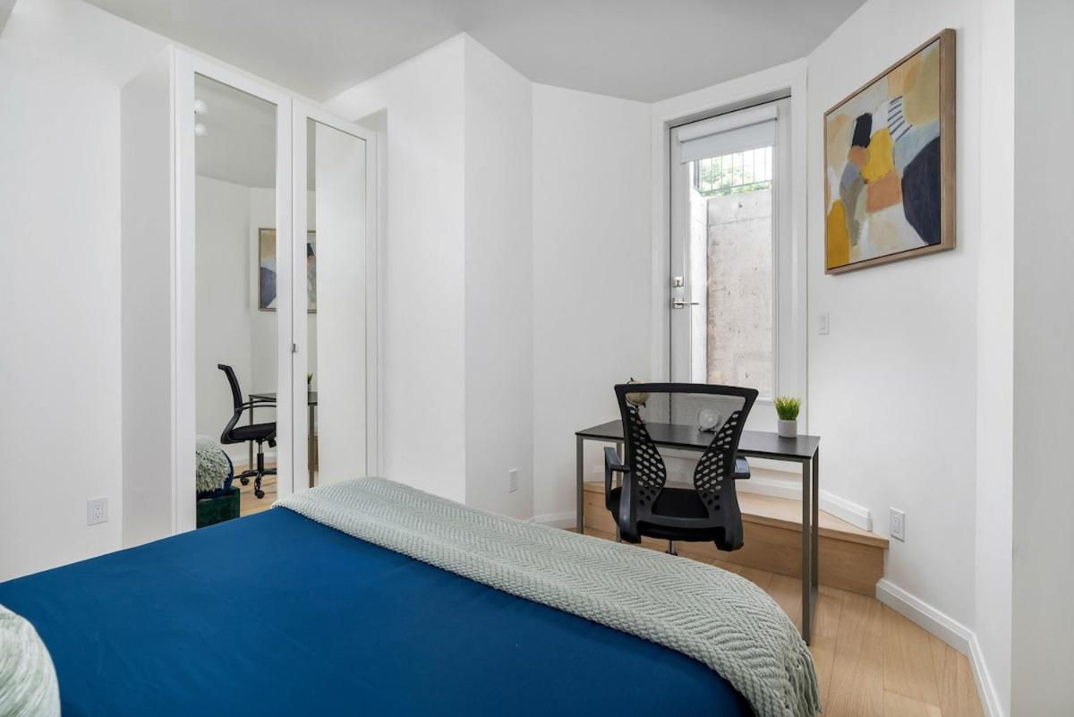 Hidden Gem - 3 Bedroom Steps To Little Italy And Uoft Apartment