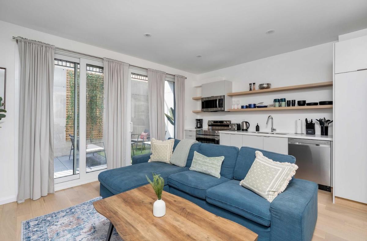 Apartment Hidden Gem - 3 Bedroom Steps To Little Italy And Uoft Toronto