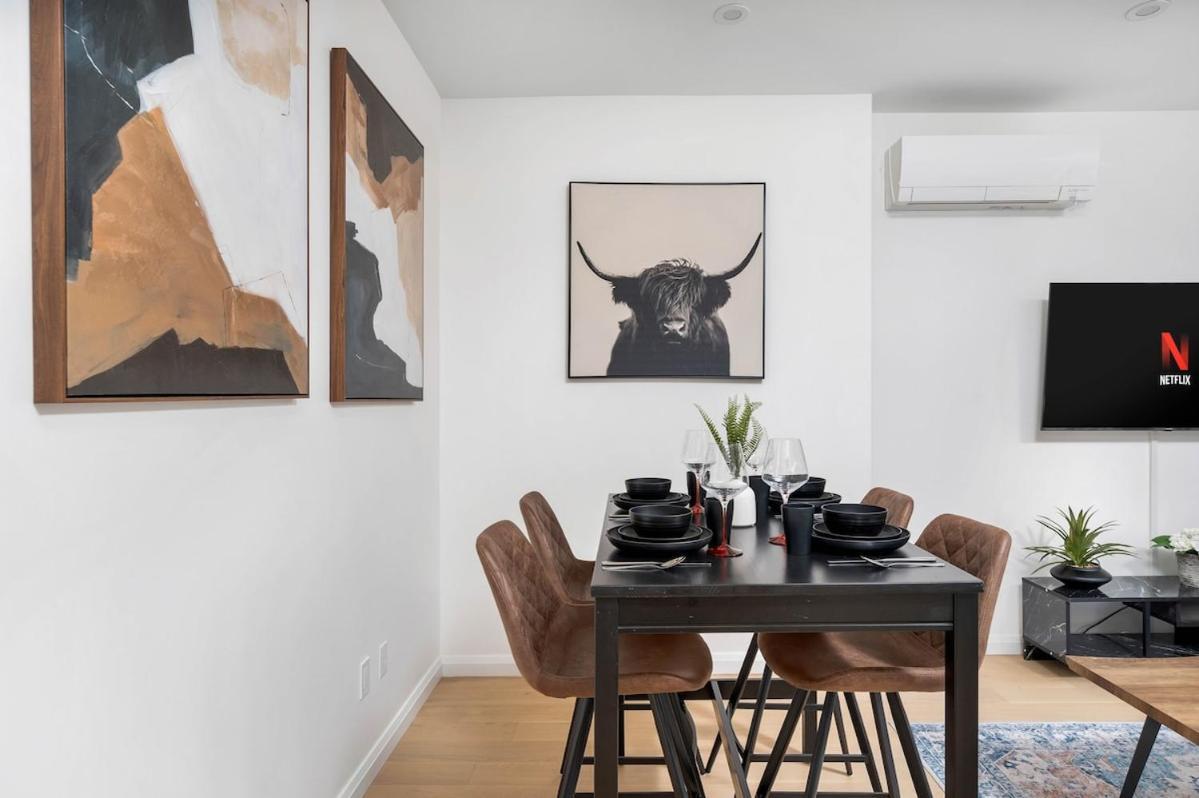 Hidden Gem - 3 Bedroom Steps To Little Italy And Uoft Toronto
