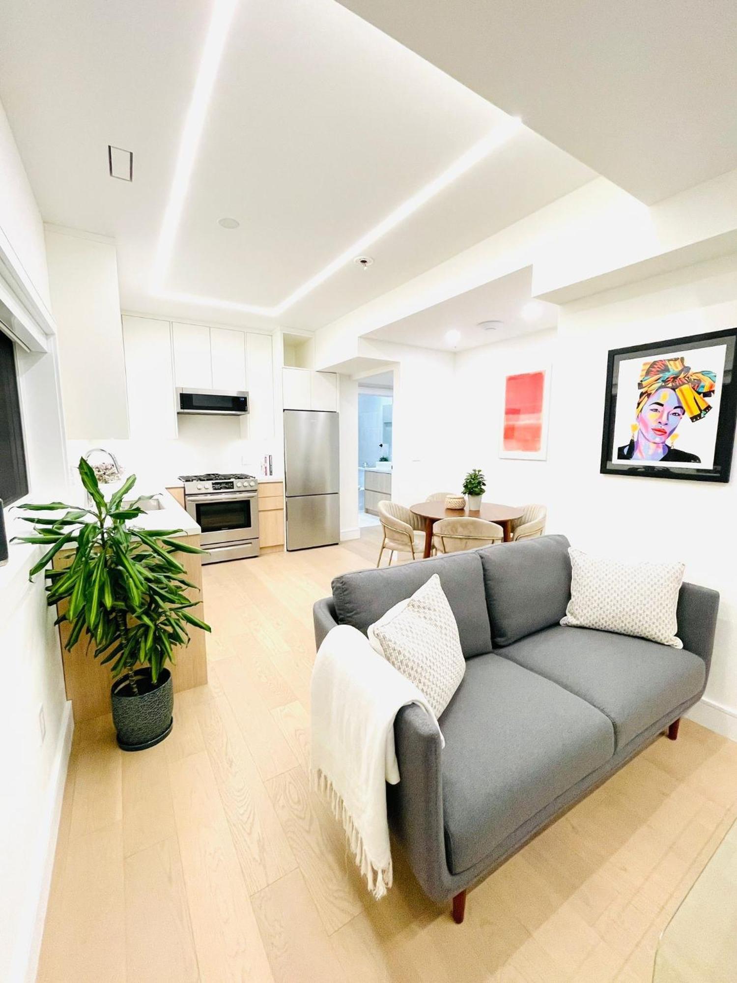 Apartment Urban 2-bed In The Beaches *