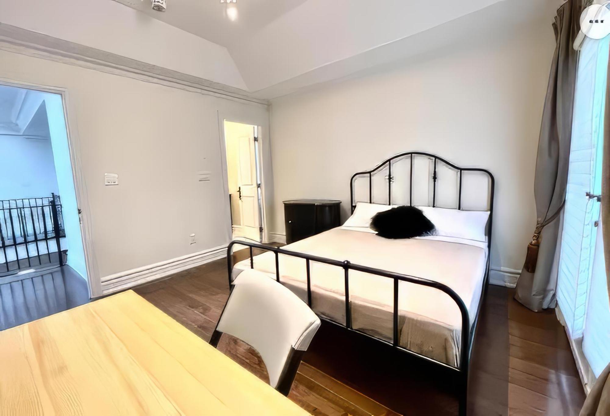 Beautiful House Near North York Center * Toronto