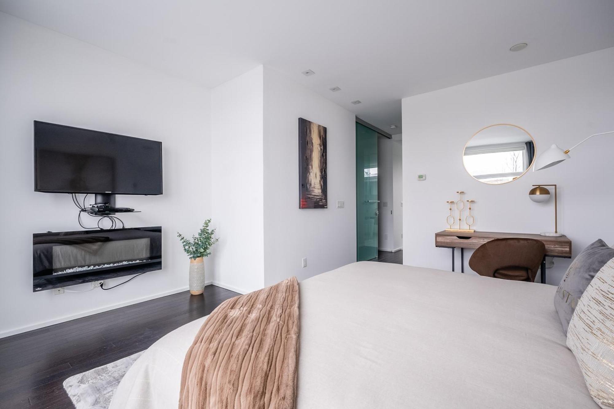 Fancy Downtown House With Hot Tub & Bbq By Globalstay * Toronto