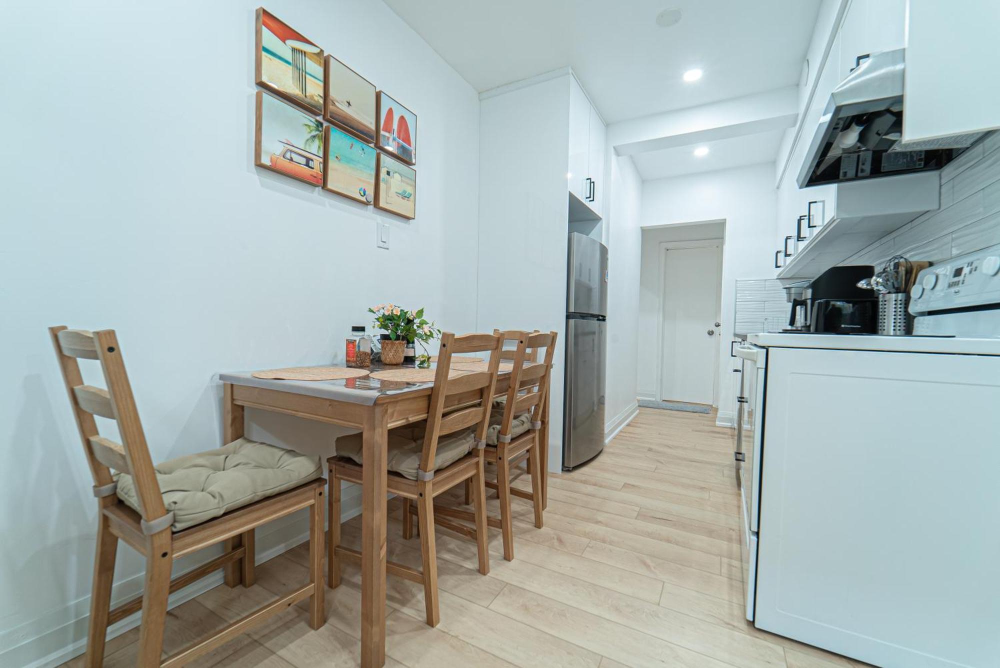 With Working Space, Equipped Kitchen, Comfortable Bed Toronto