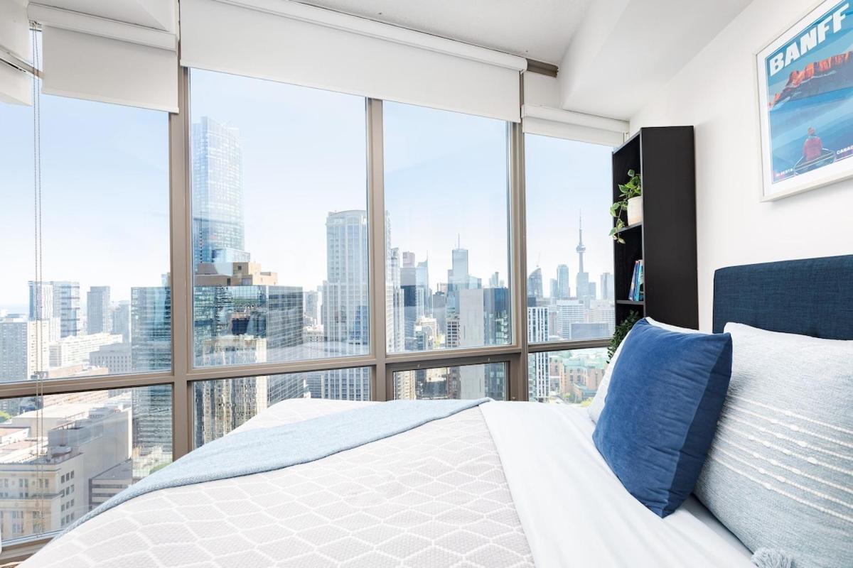 Huge 2bd 2ba With Sofa Bed And Cn Tower View! *