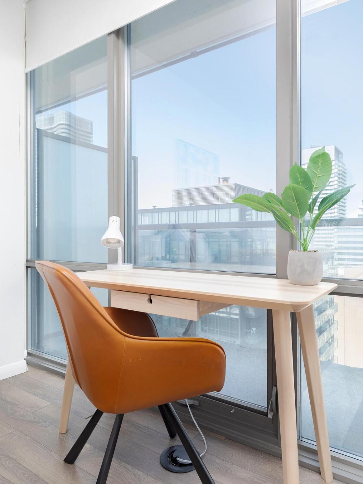 Huge 2bd 2ba With Sofa Bed And Cn Tower View! * Toronto