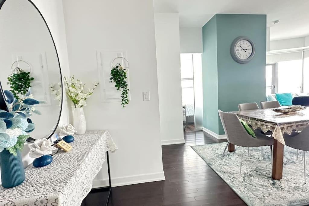 New Superior Lakeview Luxury Floor 3-bedroom On 48th Floor *