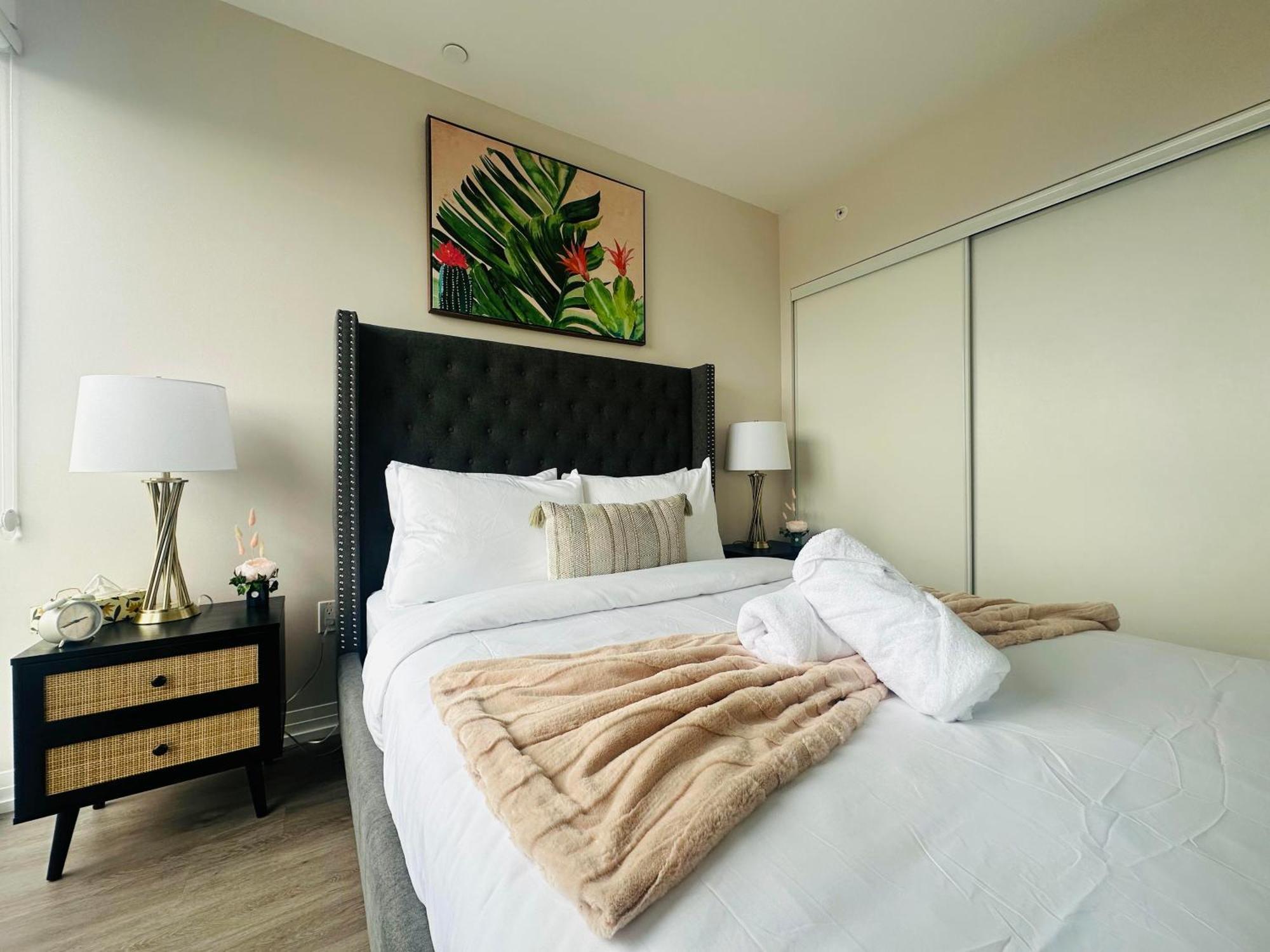 Rivetstays - The Jarvis Apartment *