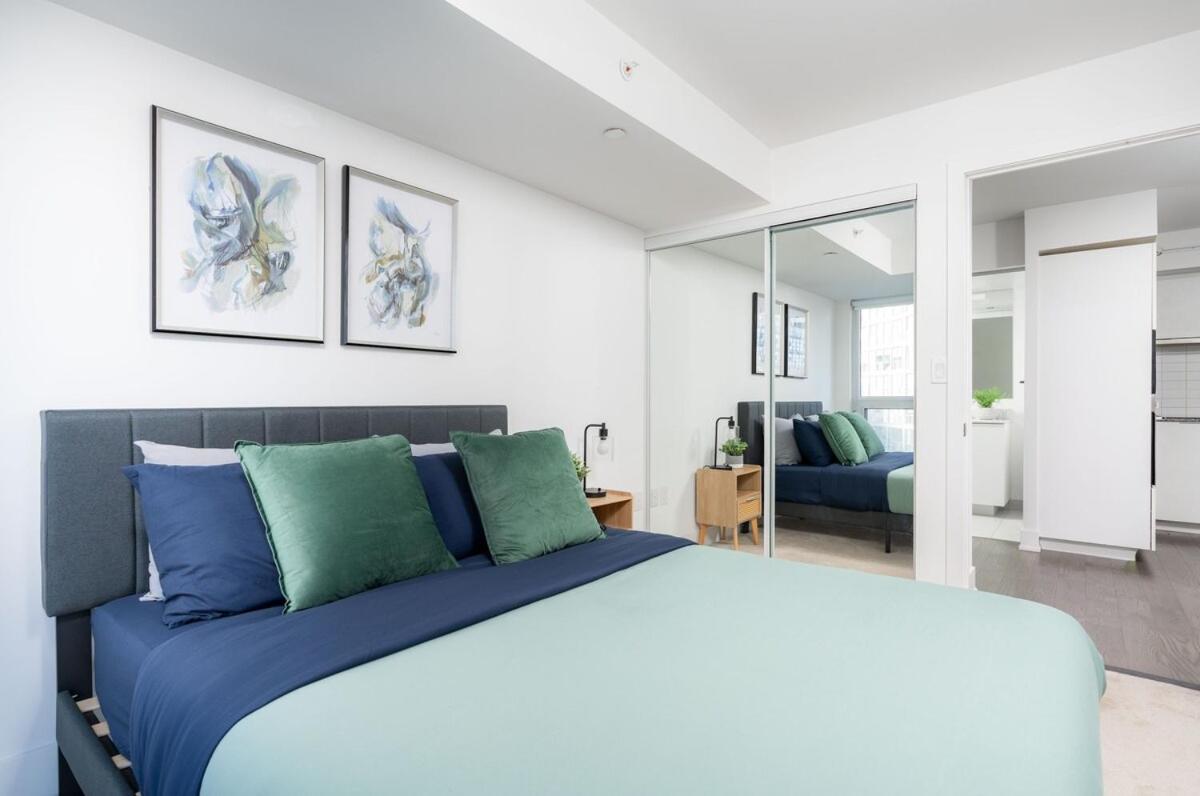 Apartment Downtown 2 Beds Near Uoft