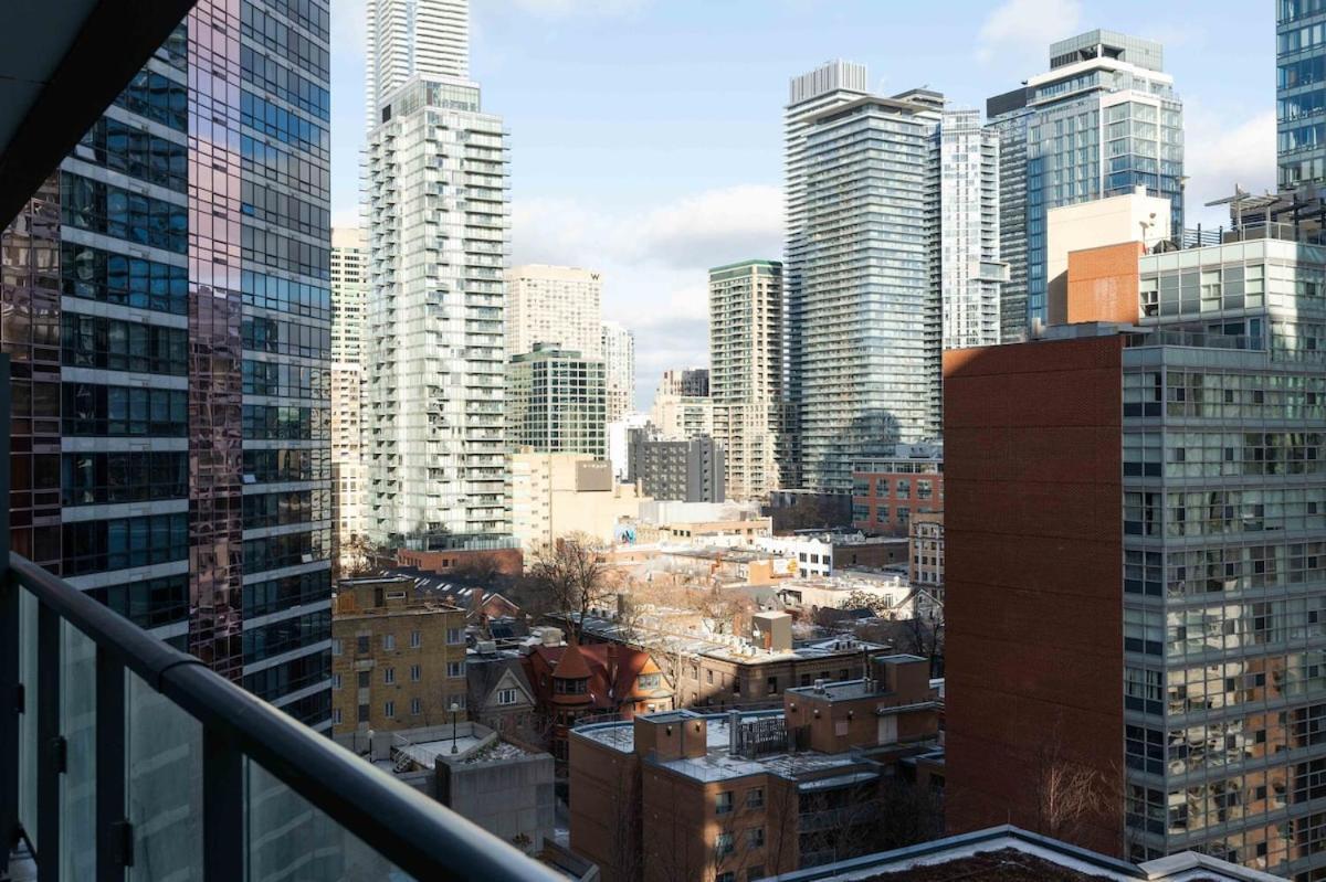Downtown 2 Beds Near Uoft *