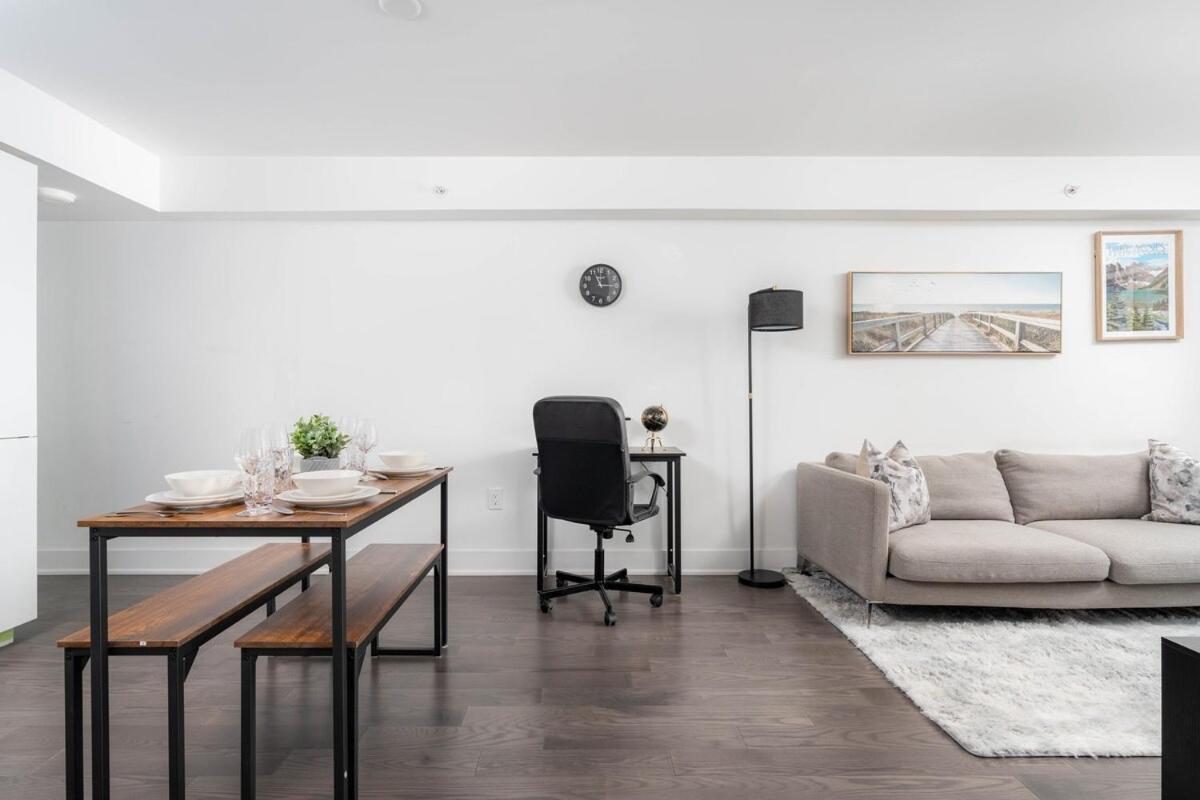 Downtown 2 Beds Near Uoft Toronto