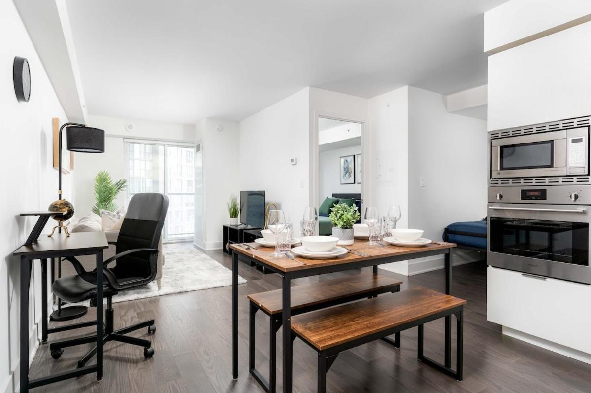 Apartment Downtown 2 Beds Near Uoft