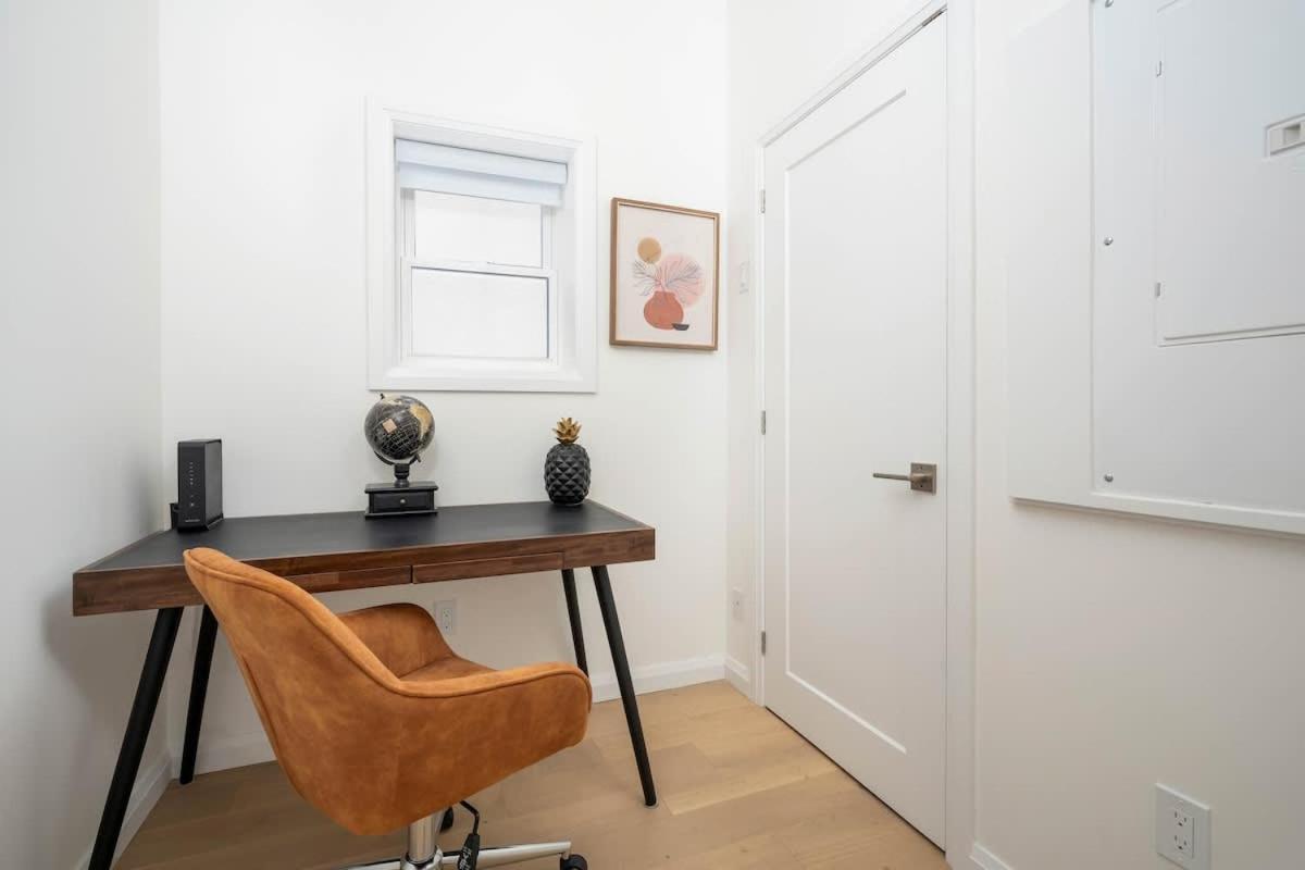Spacious 2br Near Uoft And College Apartment Toronto