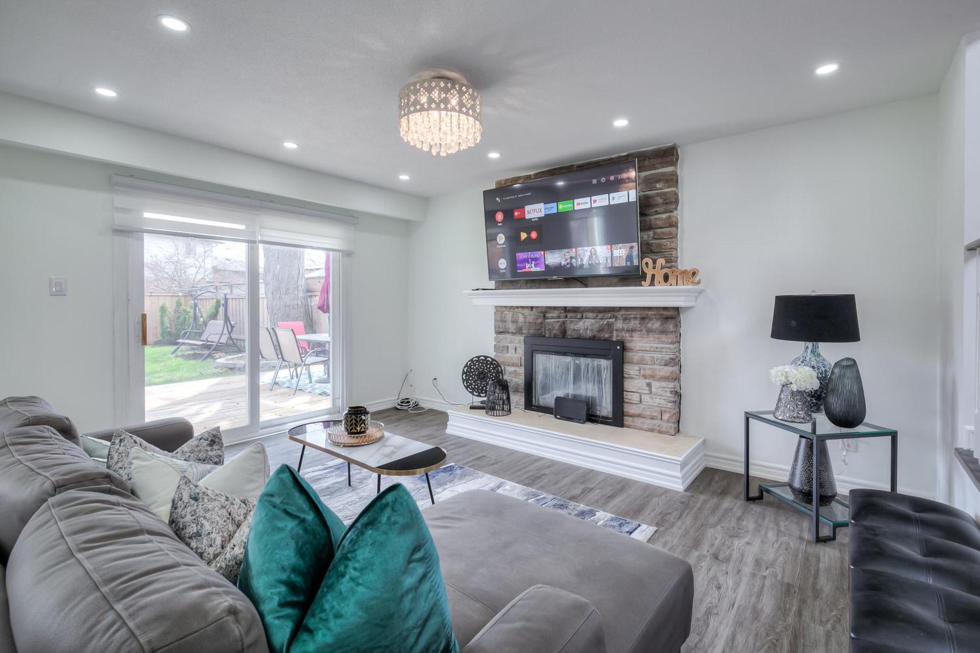 Luxury 5br In Scarborough Toronto