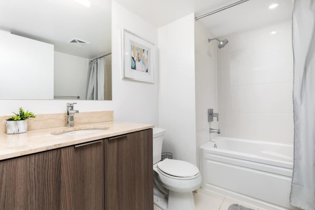 Practical Downtown 3 Beds Uoft