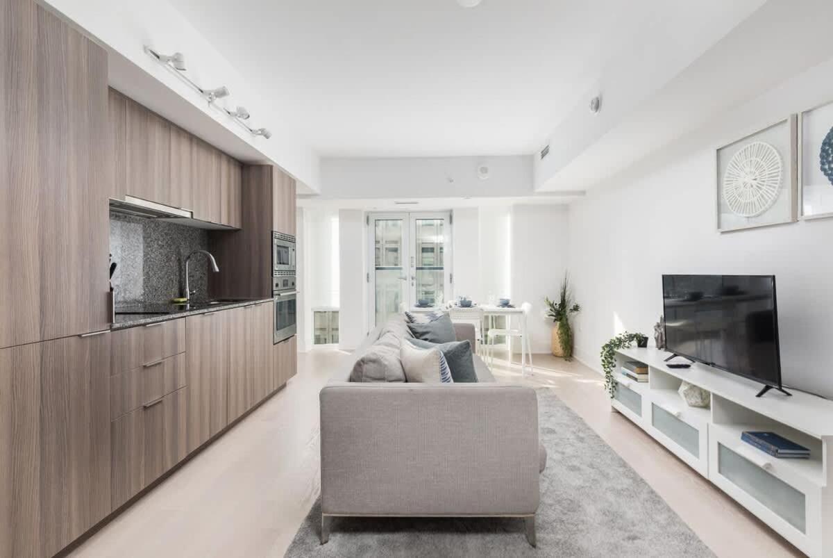 Apartment Practical Downtown 3 Beds Uoft Toronto